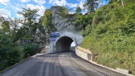 Tunnel de la Roche.jpg