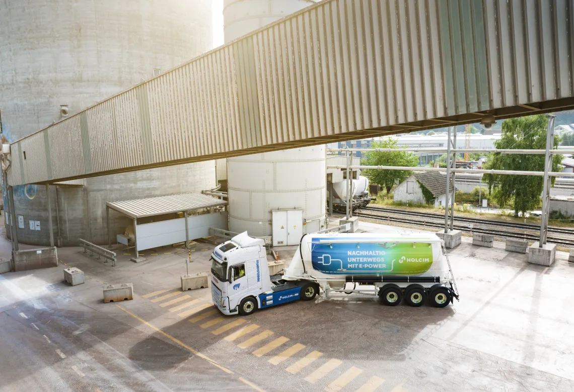 elektrischer-lkw_holcim-zementwerk-siggenthal-0649-c-marketing.jpg