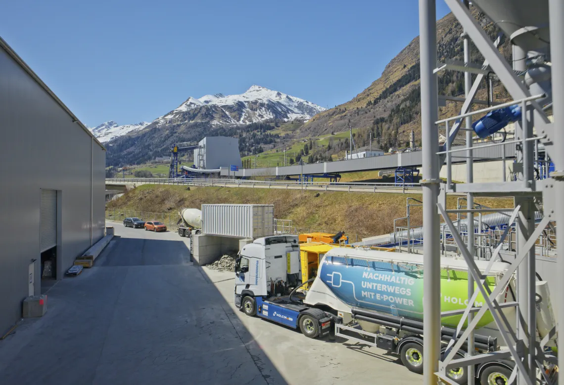 holcim-nachhaltige-logistik-daniel-hager-023.jpg