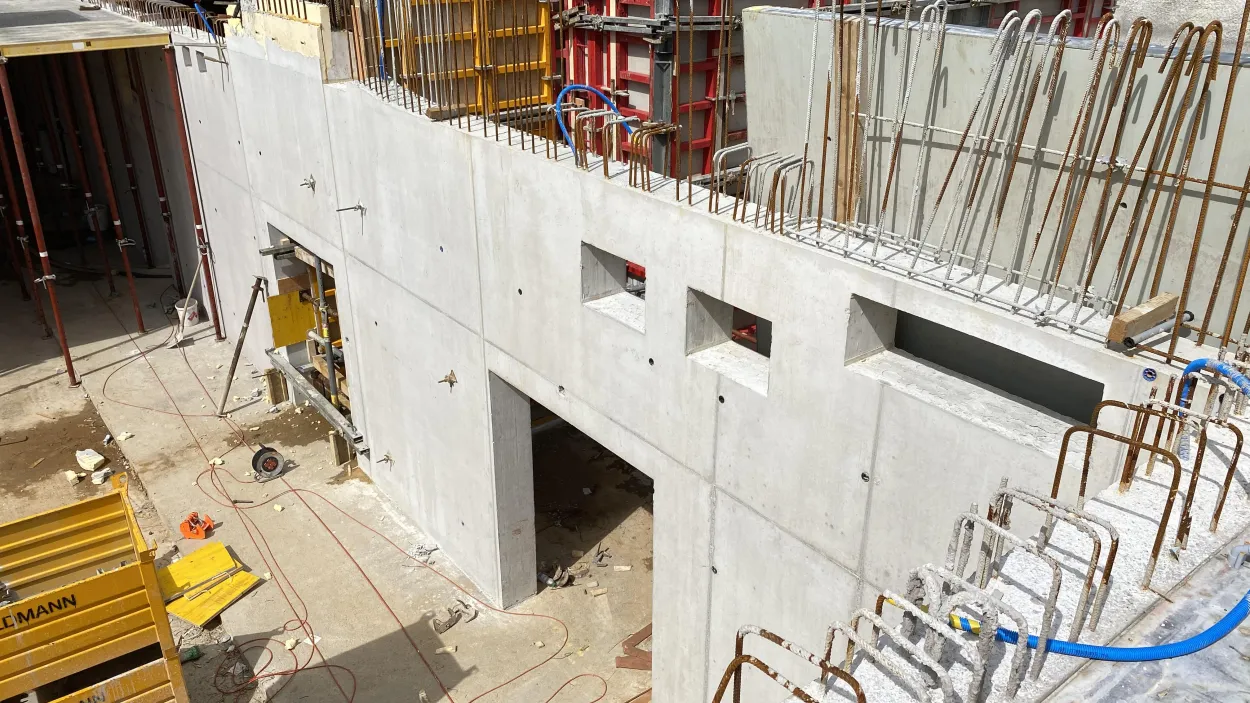 IMG_0046 (2)-min.JPG